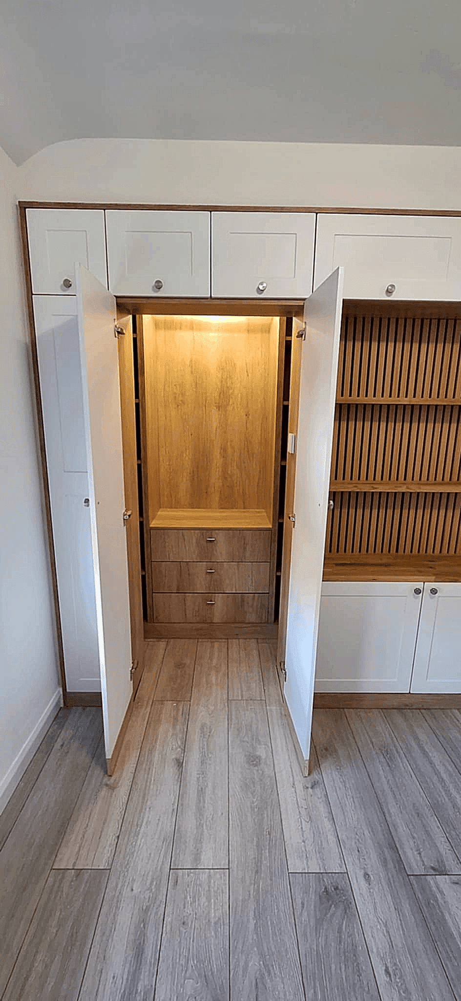 Fitted Wardrobe